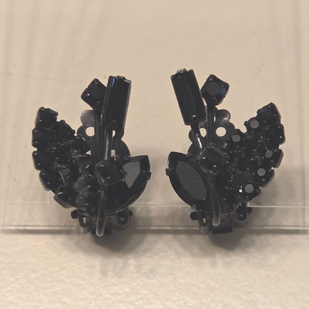 Vintage Black Rhinestone Floral Cluster Clip On Earrings Glamorous Statement